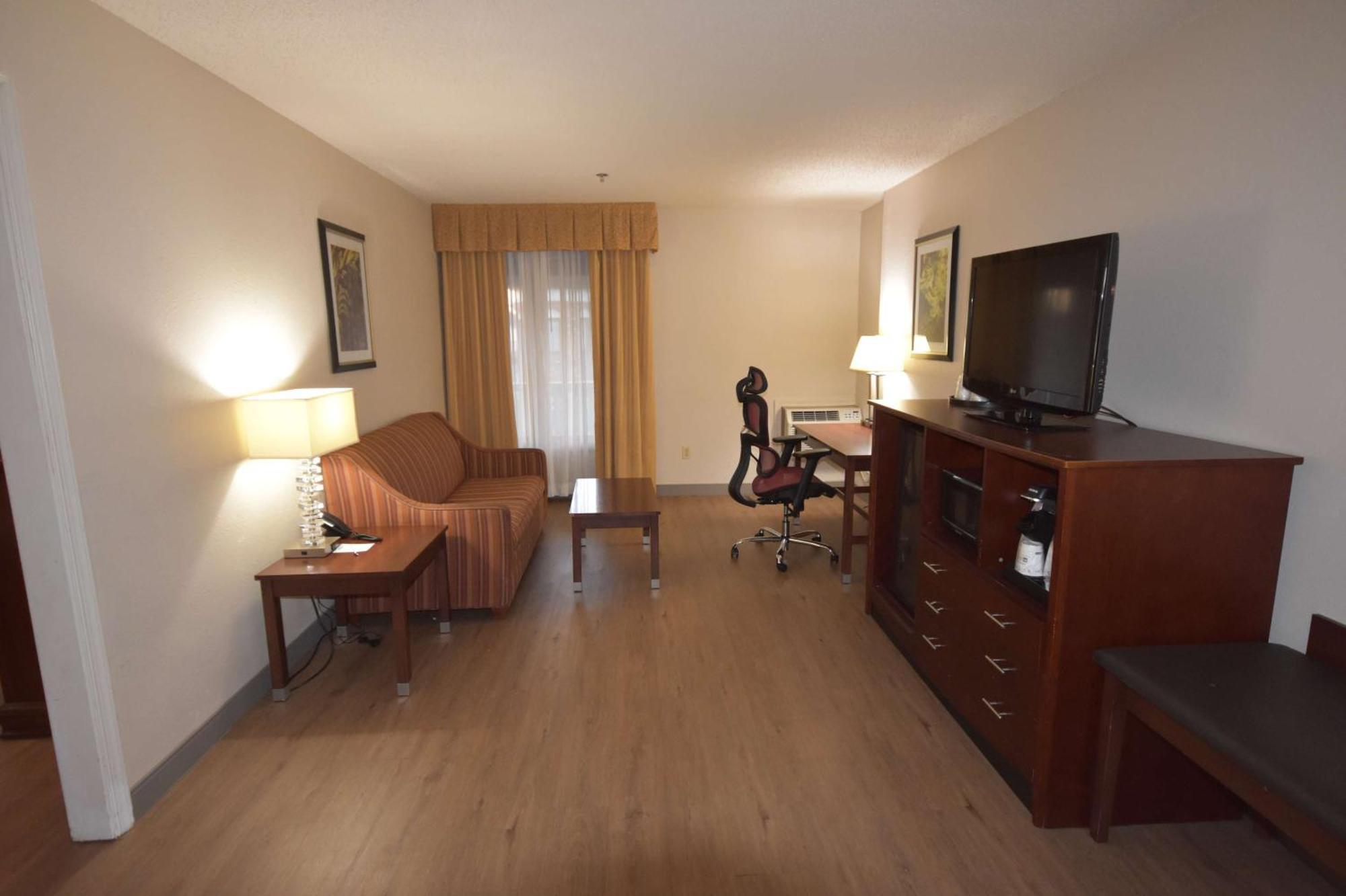 Best Western Plus Governor'S Inn Richmond Midlothian Dış mekan fotoğraf